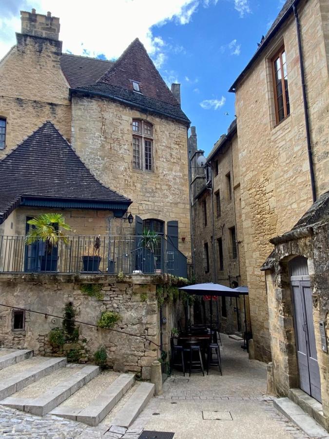 Les Flamboyants Daire Sarlat-la-Canéda Dış mekan fotoğraf