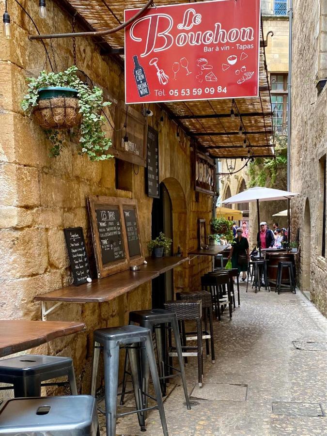 Les Flamboyants Daire Sarlat-la-Canéda Dış mekan fotoğraf