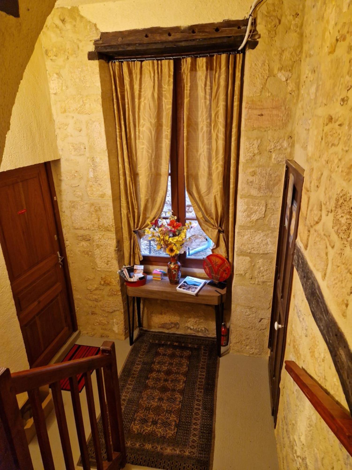 Les Flamboyants Daire Sarlat-la-Canéda Dış mekan fotoğraf